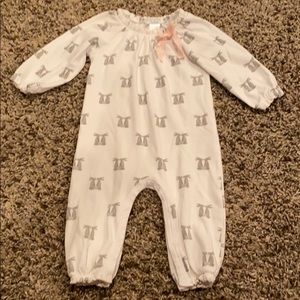 Feather Baby bow romper - 6-9 months - like new